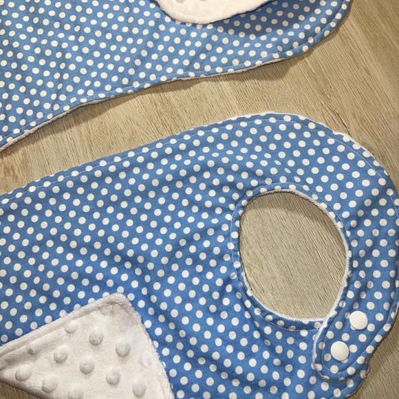 NEW Baby Blue Polka Dots Bib & Burp Cloth - Handmade Baby Gift Set UNC Tar Heels - Picture 6 of 6